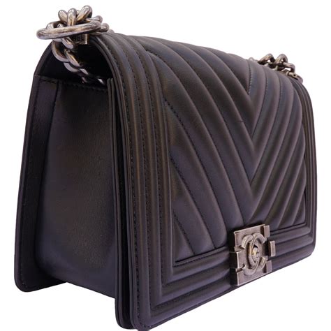 chanel boy chevron old medium|chanel boyfriend bag small.